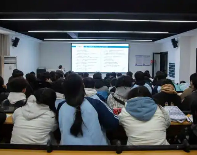爱是一剂良药就让我们把爱的